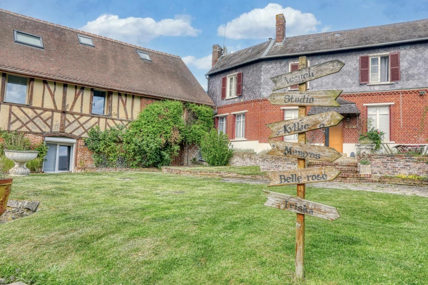 Domaine De Regnonval Bed & Breakfast Blicourt Exterior photo